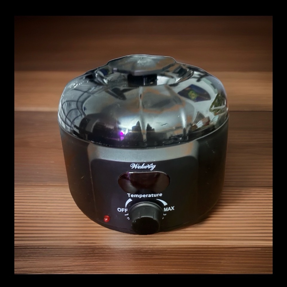 Black Electric Wax Warmer with Adjustable Temperature